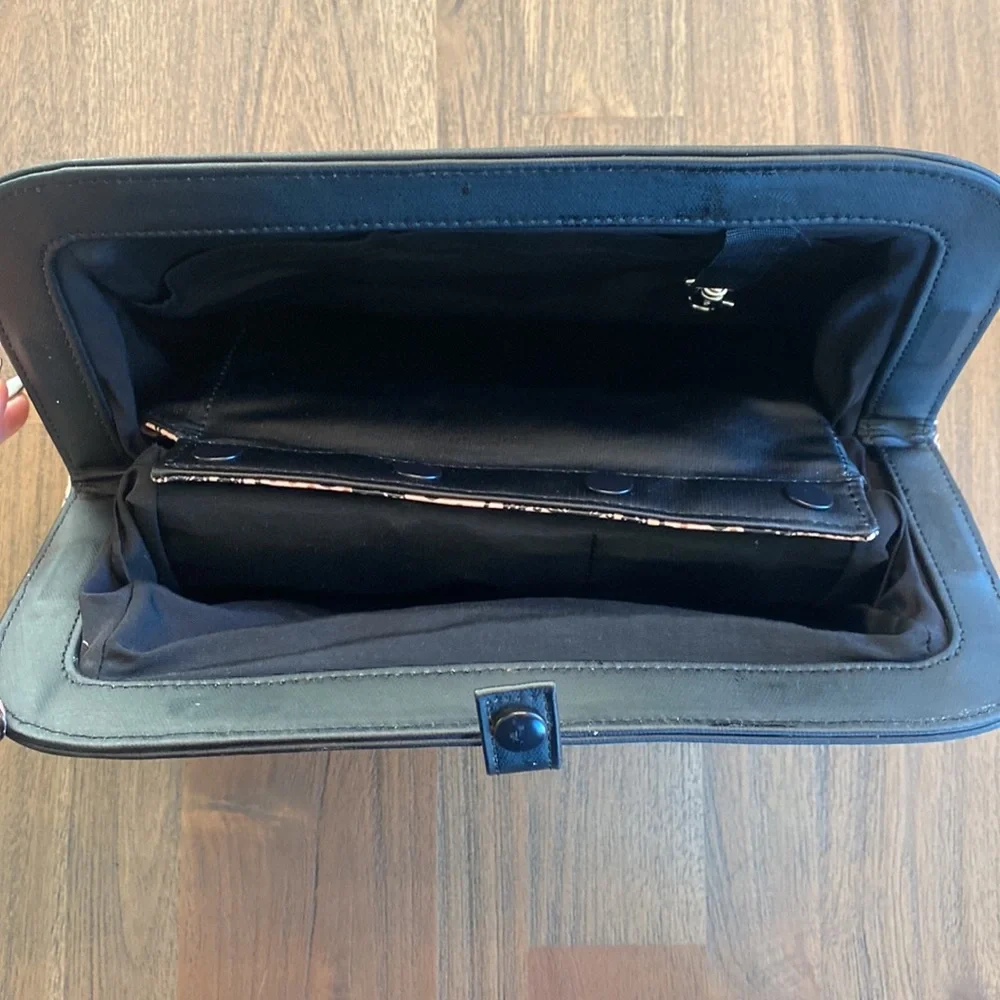 Petunia Pickle Bottom | Baby Crosstown Clutch Diaper Bag & Changing Pad | Infant